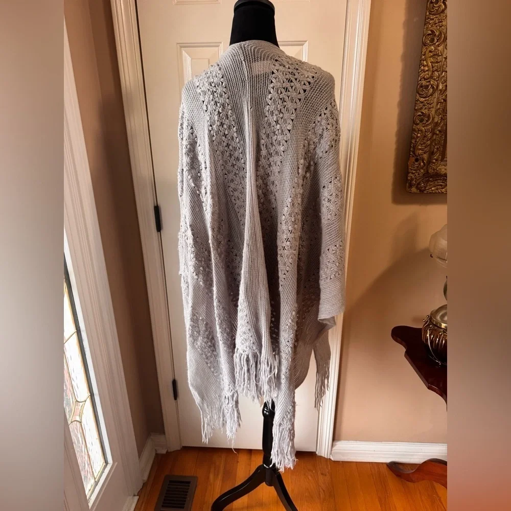 Maurices Soft Gray Knit Wrap
